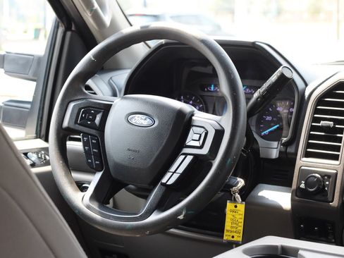 Used 2022 Ford F250 XL w/ Power Equipment Group AWD/4WD image 13