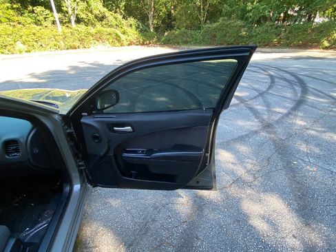 Used 2017 Dodge Charger SXT w/ Blacktop Package RWD image 50