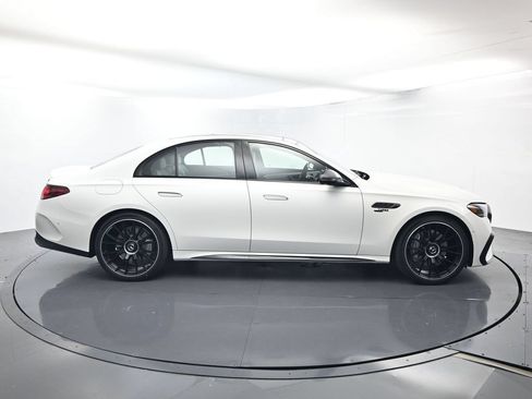 Used 2026 Mercedes-Benz E 53 AMG e 4MATIC Sedan image 16