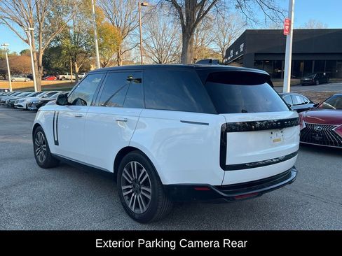 Used 2023 Land Rover Range Rover SE image 5