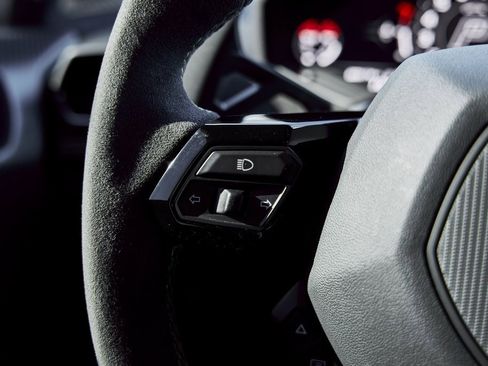 Used 2024 Lamborghini Huracan Sterrato image 56