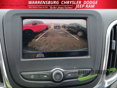 Used 2020 Chevrolet Equinox LS w/ LS Convenience Package image 20