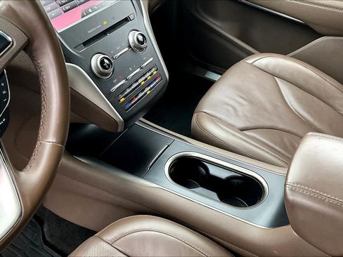Used 2015 Lincoln MKC FWD w/ Equipment Group 102A Reserve image 17