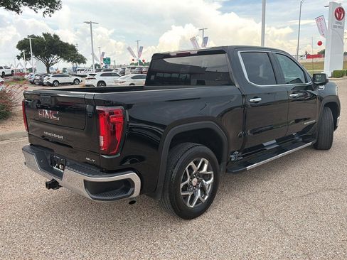 Used 2024 GMC Sierra 1500 SLT RWD image 3