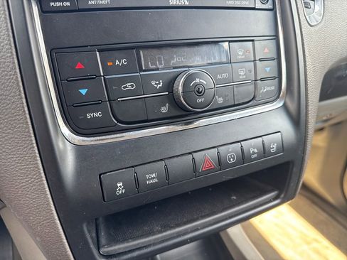 Used 2013 Dodge Durango Crew w/ Trailer Tow Group IV image 30