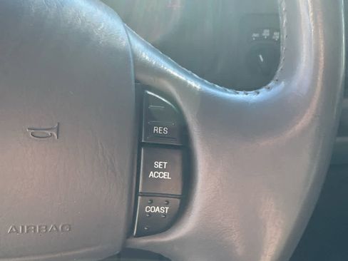 Used 2002 Ford Excursion XLT image 24