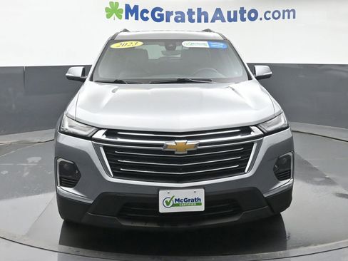 Used 2023 Chevrolet Traverse LT w/ LT Premium Package image 4