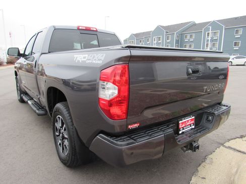 Used 2019 Toyota Tundra Limited w/ Limited Premium Package image 8