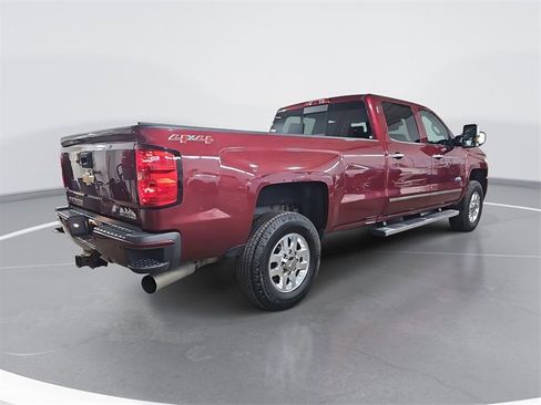 Used 2015 Chevrolet Silverado 3500 High Country w/ Duramax Plus Package image 3