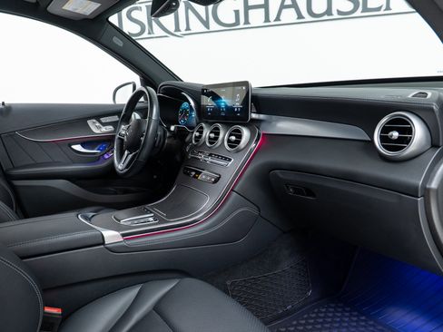Certified 2020 Mercedes-Benz GLC 300 4MATIC image 21