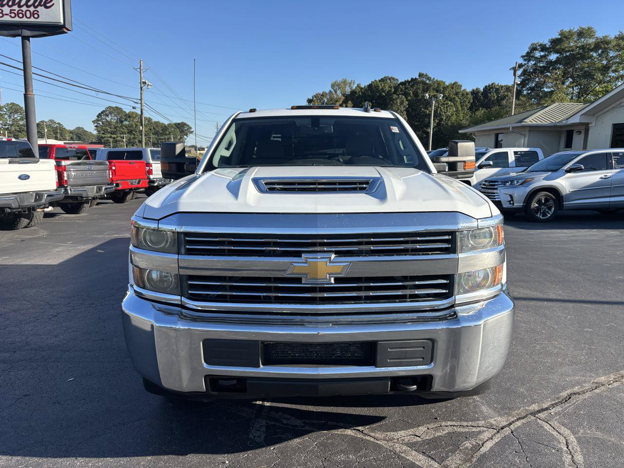 Used 2018 Chevrolet Silverado 3500 W/T w/ WT Convenience Package AWD/4WD image 2