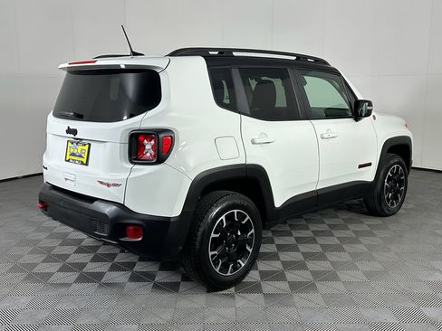Used 2023 Jeep Renegade Trailhawk image 20