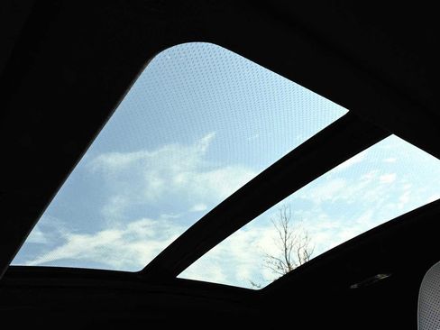 New 2026 BMW X6 xDrive40i w/ Executive Package image 23