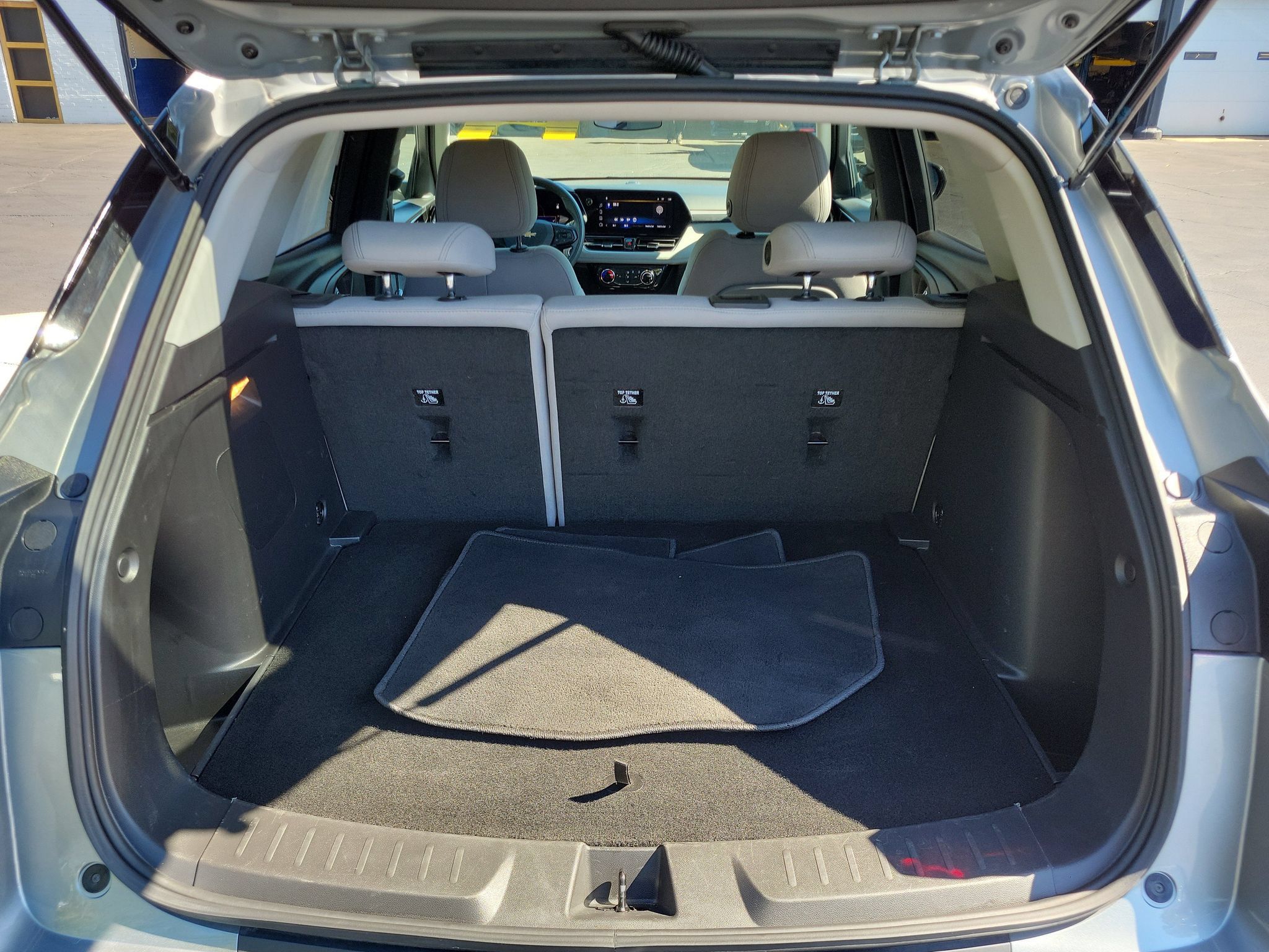 Used 2025 Chevrolet TrailBlazer LT AWD/4WD image 26