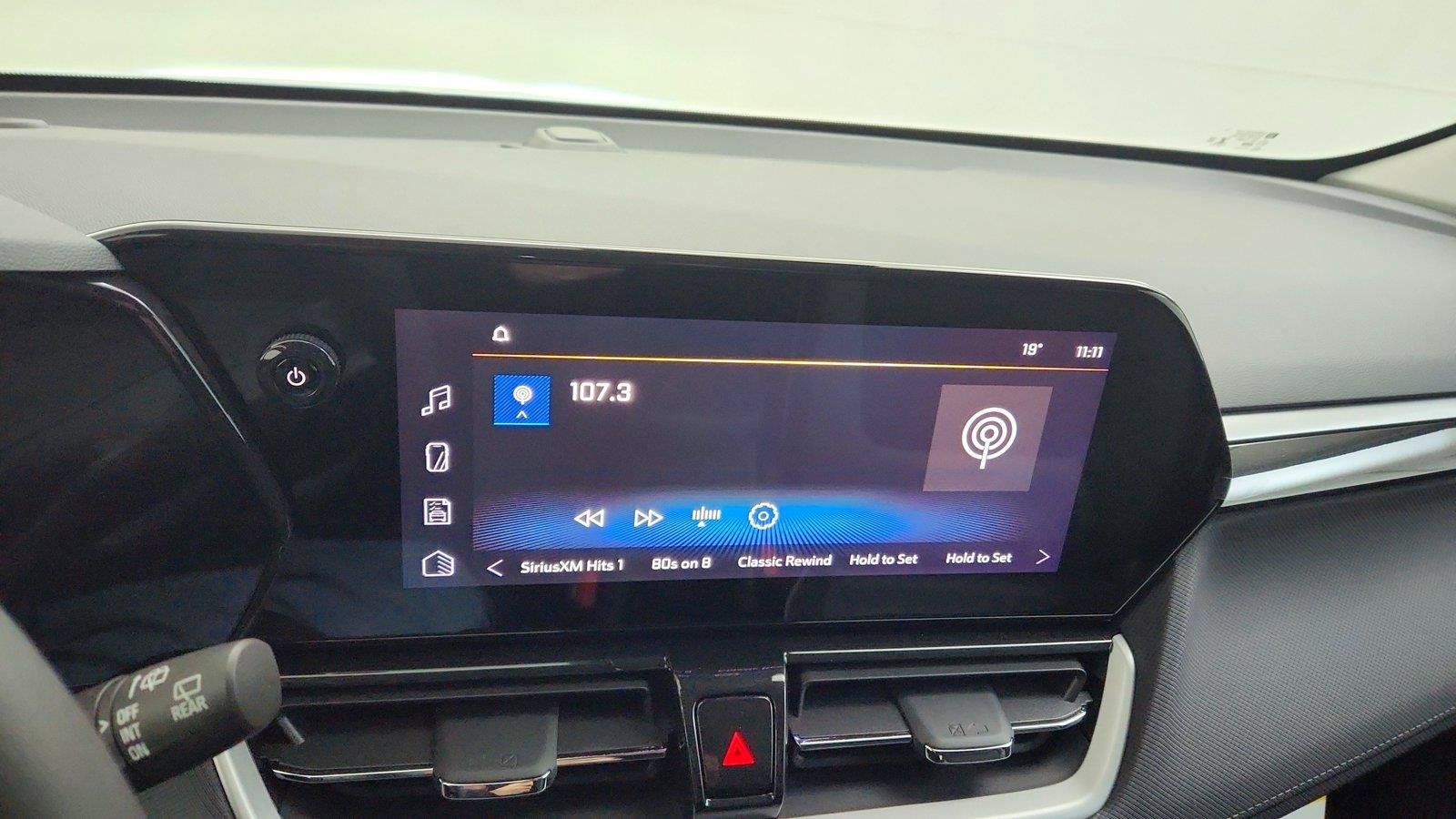 Used 2025 Chevrolet TrailBlazer LT FWD image 34