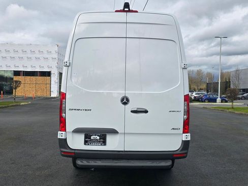 New 2026 Mercedes-Benz Sprinter 2500 image 3