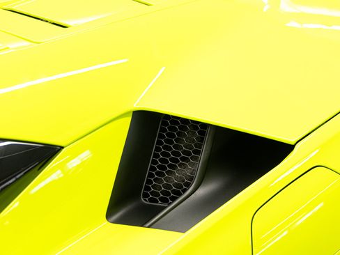 Used 2026 Lamborghini Temerario AWD/4WD image 18