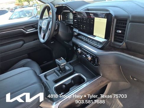 Used 2024 GMC Sierra 1500 SLT w/ SLT Premium Package AWD/4WD image 13