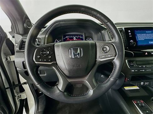 Certified 2022 Honda Passport TrailSport image 24
