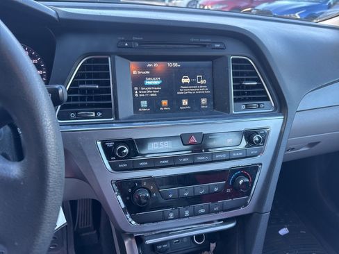 Used 2017 Hyundai Sonata SE image 8