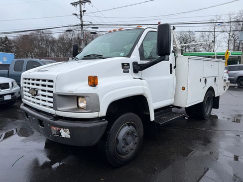 Used 2007 Chevrolet Kodiak C4500 2WD Regular Cab image 1