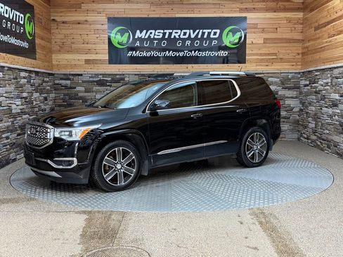 Used 2017 GMC Acadia Denali w/ Technology Package AWD/4WD image 5