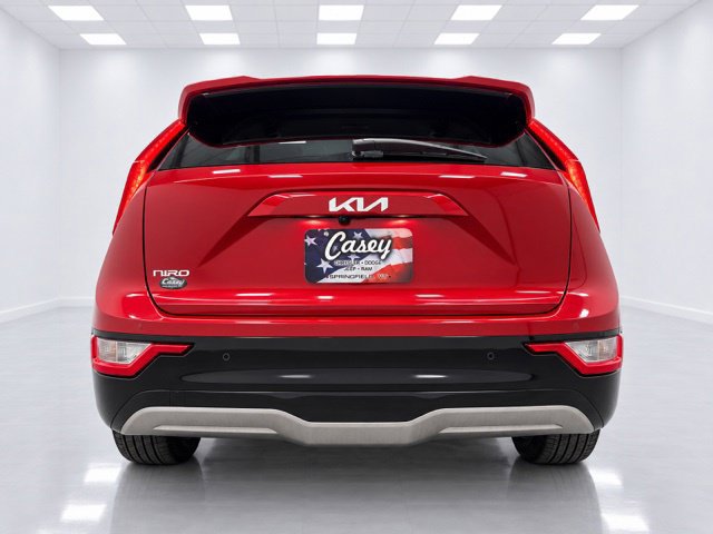 Used 2024 Kia Niro Wind w/ Wind Preserve Package FWD image 11