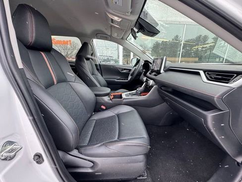 Used 2024 Toyota RAV4 Adventure image 12