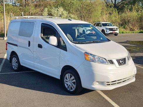 Used 2021 Nissan NV200 SV w/ Sliding Door Glass Package FWD image 3
