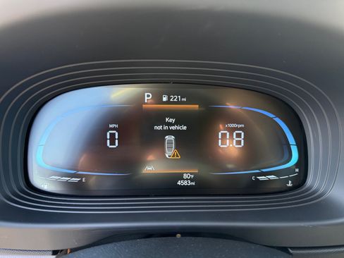 Certified 2026 Hyundai Venue SEL FWD image 11