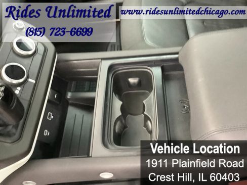 Used 2020 Land Rover Defender 110 SE AWD/4WD image 21