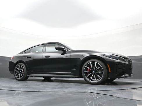 New 2026 BMW 430i xDrive w/ M Sport Package image 23