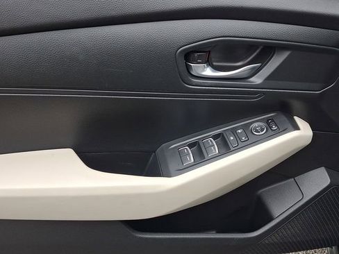 Used 2023 Honda Accord LX image 14