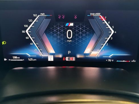 Used 2025 BMW X7 xDrive40i w/ M Sport Package AWD/4WD image 42