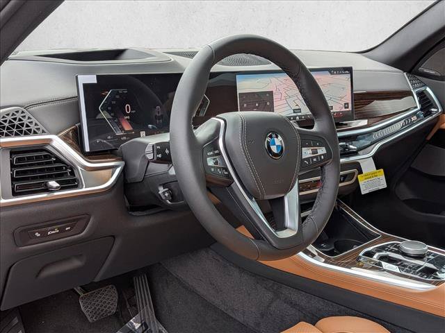 Certified 2026 BMW X5 xDrive40i w/ Premium Package AWD/4WD image 3