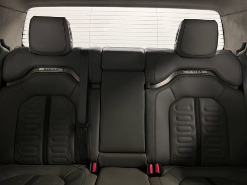 Used 2022 Rivian R1T Launch Edition AWD/4WD image 32