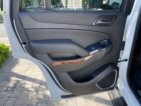 Used 2019 Chevrolet Tahoe Premier w/ RST 6.2L Performance Edition AWD/4WD image 24
