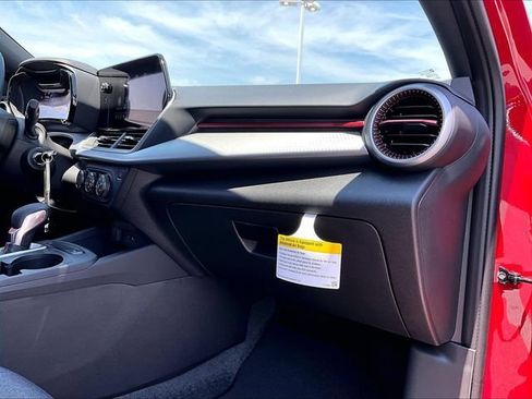New 2026 Chevrolet Trax RS w/ Sunroof Package FWD image 25