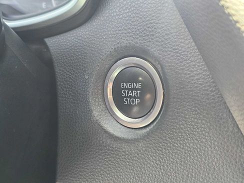 Certified 2023 Toyota Corolla SE FWD image 30