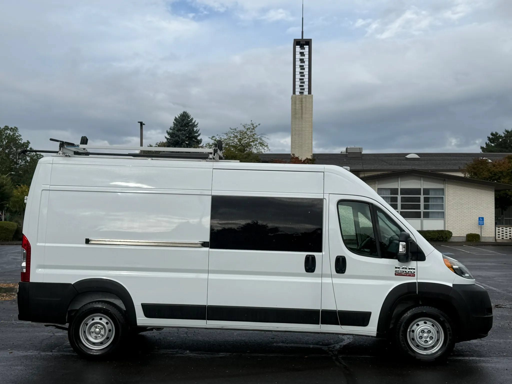 Used 2021 RAM ProMaster 2500 FWD image 7