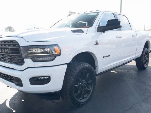 Used 2022 RAM 2500 Limited image 3