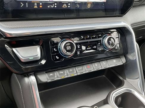 Used 2024 GMC Sierra 1500 Denali w/ Denali Reserve Package image 28