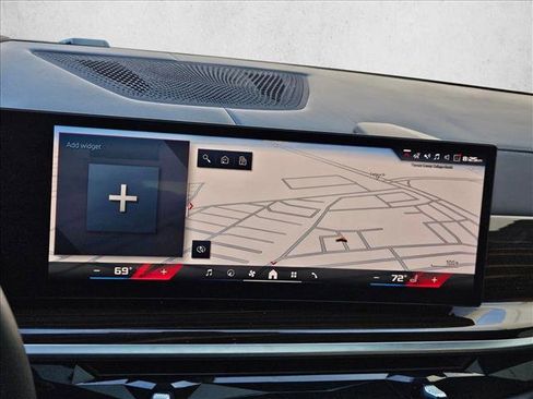 Used 2026 BMW X5 M60i image 16