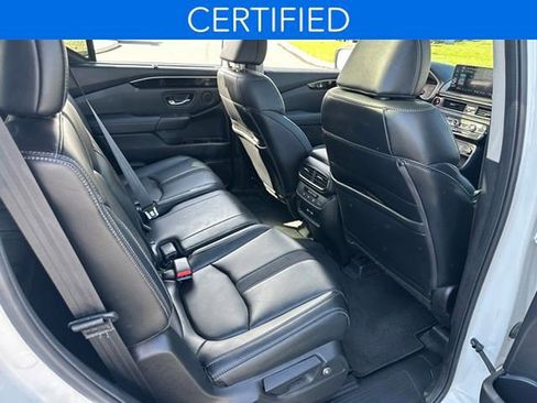 Used 2023 Honda Pilot Touring image 15