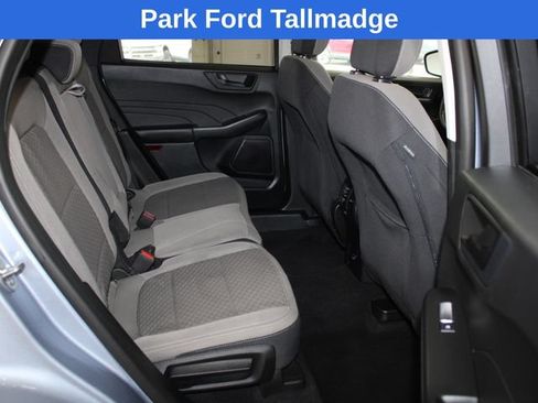 Used 2022 Ford Escape SE w/ SE Sport Appearance Package AWD/4WD image 27