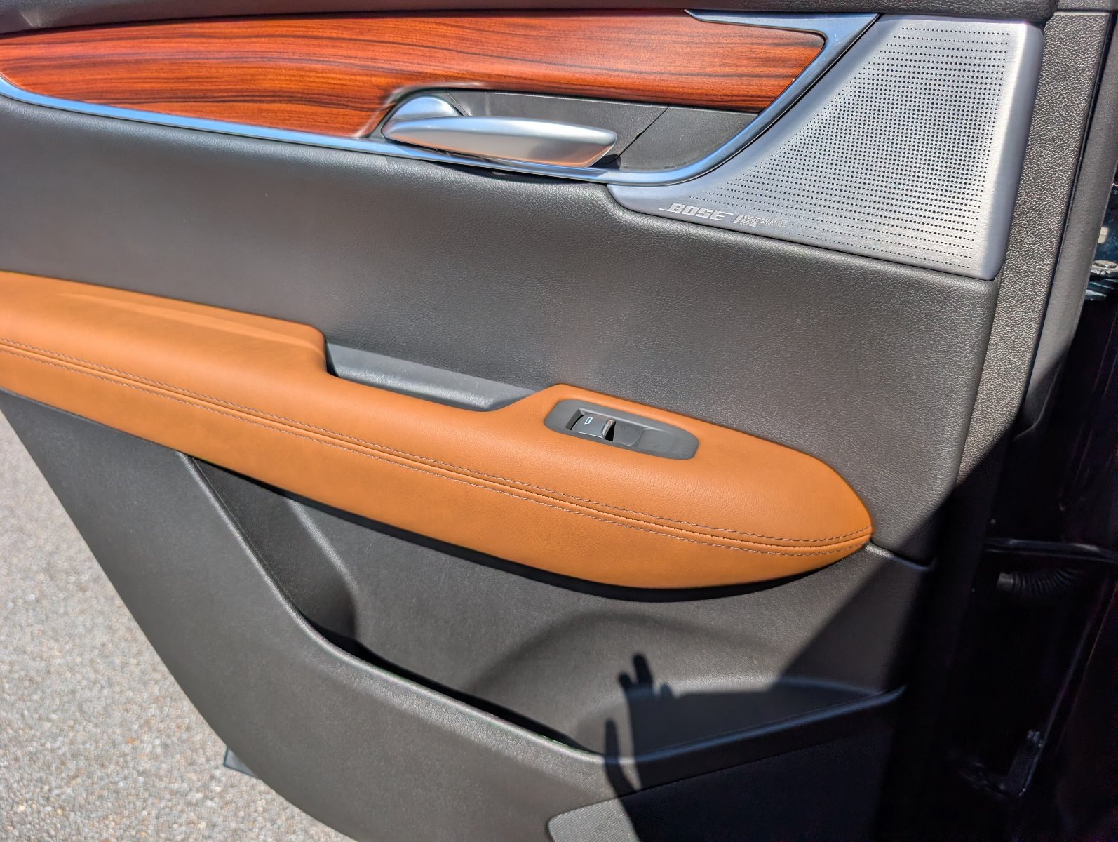 Certified 2024 Cadillac XT5 Premium Luxury FWD image 32