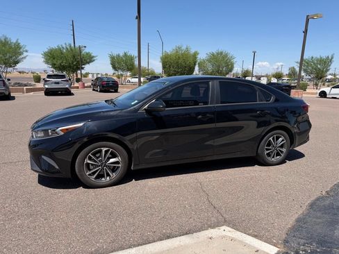 Used 2024 Kia Forte LXS FWD image 10