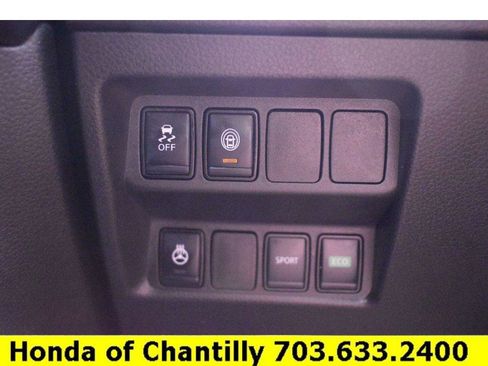 Used 2021 Nissan Rogue Sport SV image 17