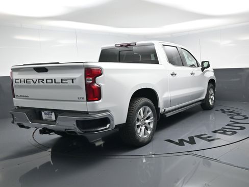 Used 2021 Chevrolet Silverado 1500 LTZ w/ LTZ Premium Package image 9