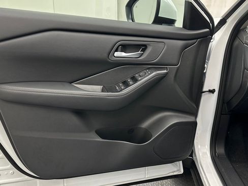 New 2026 Nissan Rogue SV image 16